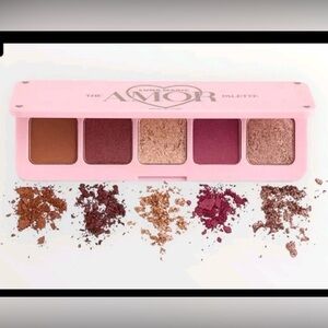 Luna Magic Amor Palette NWT